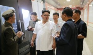 Korut Kim Jong-un (pemimpin tertinggi)