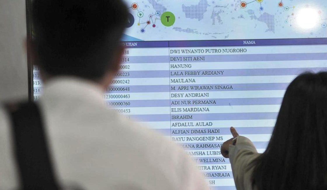 013269200_1580099130-20200127--Melihat-Tes-SKD-CPNS-di-Jakarta-4 (1)